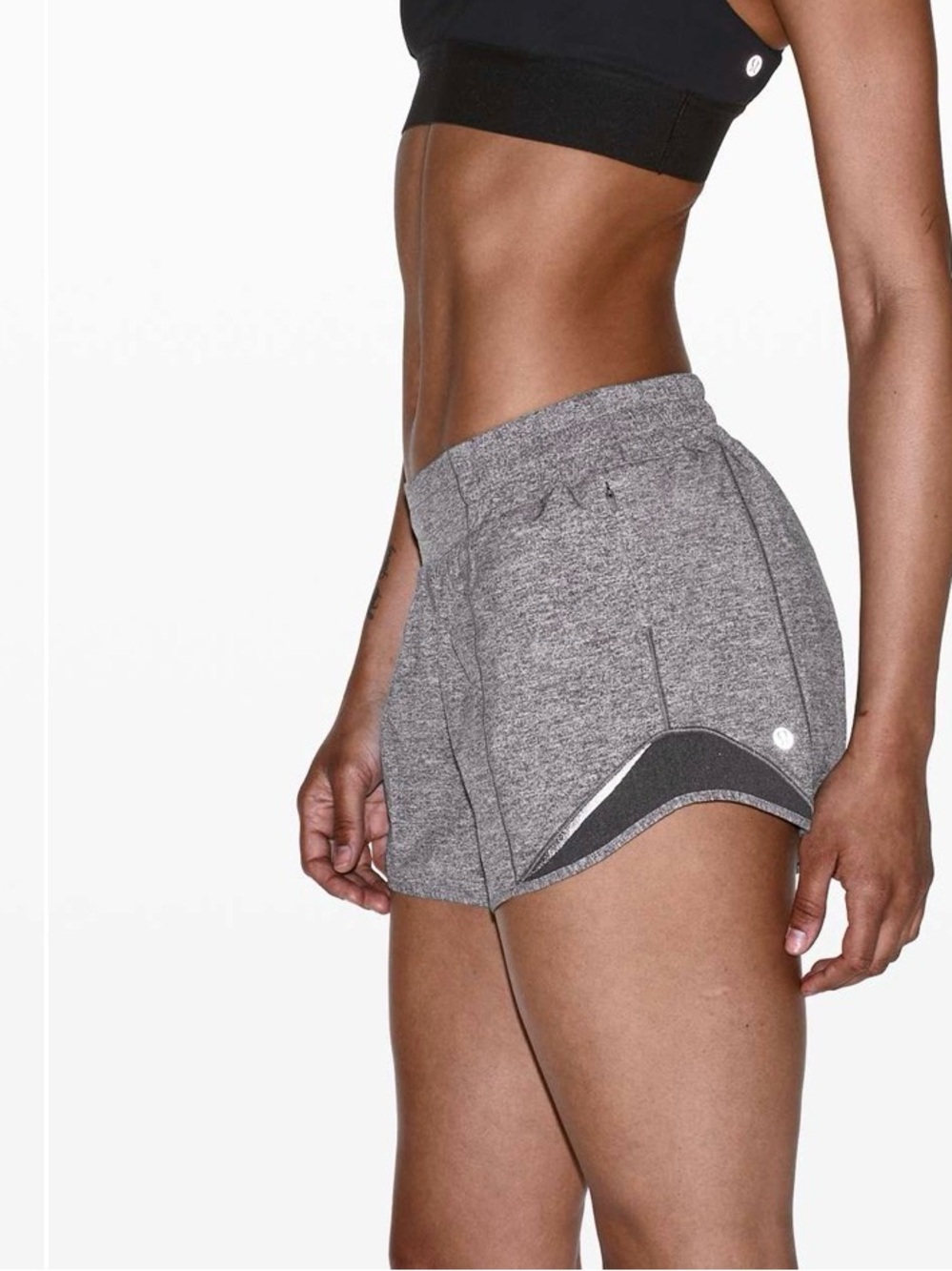 Lululemon Hotty Hot Short II Size 4 Long with a 4" inseam Heather Lux Multi